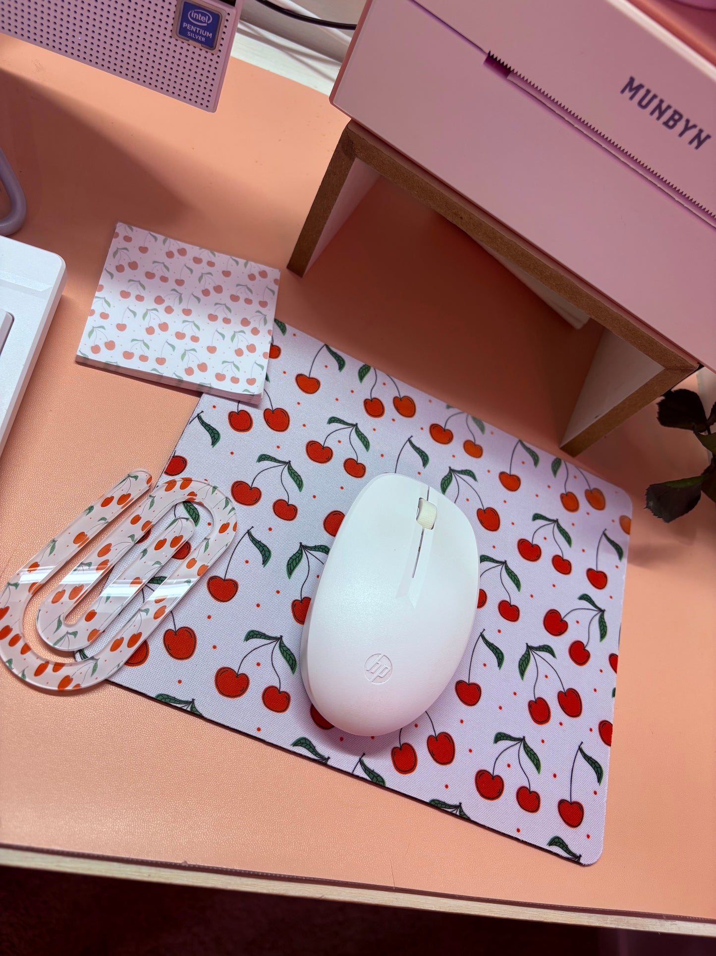 Cherries Mouse Pad
