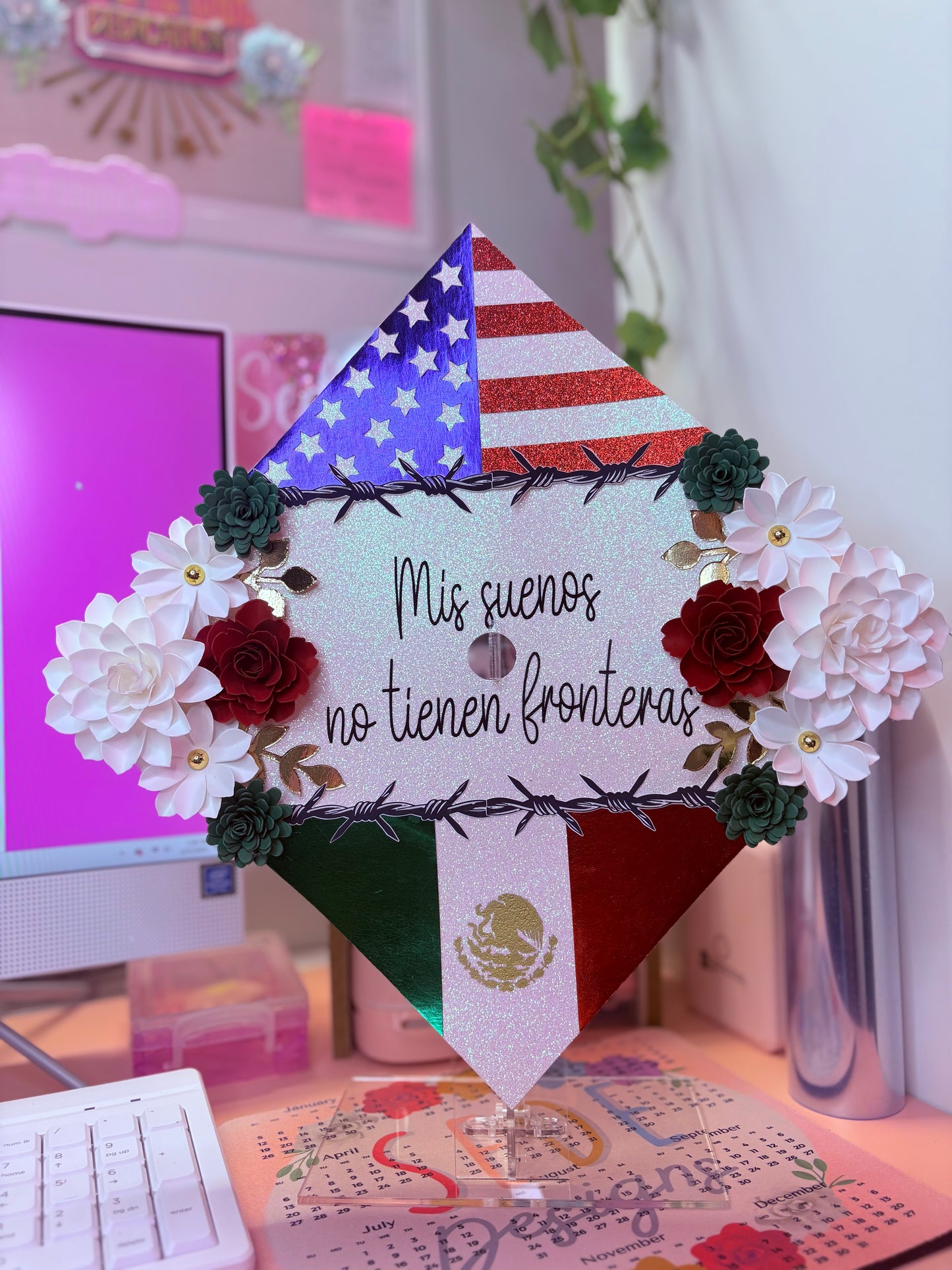 Sin Fronteras Grad Cap